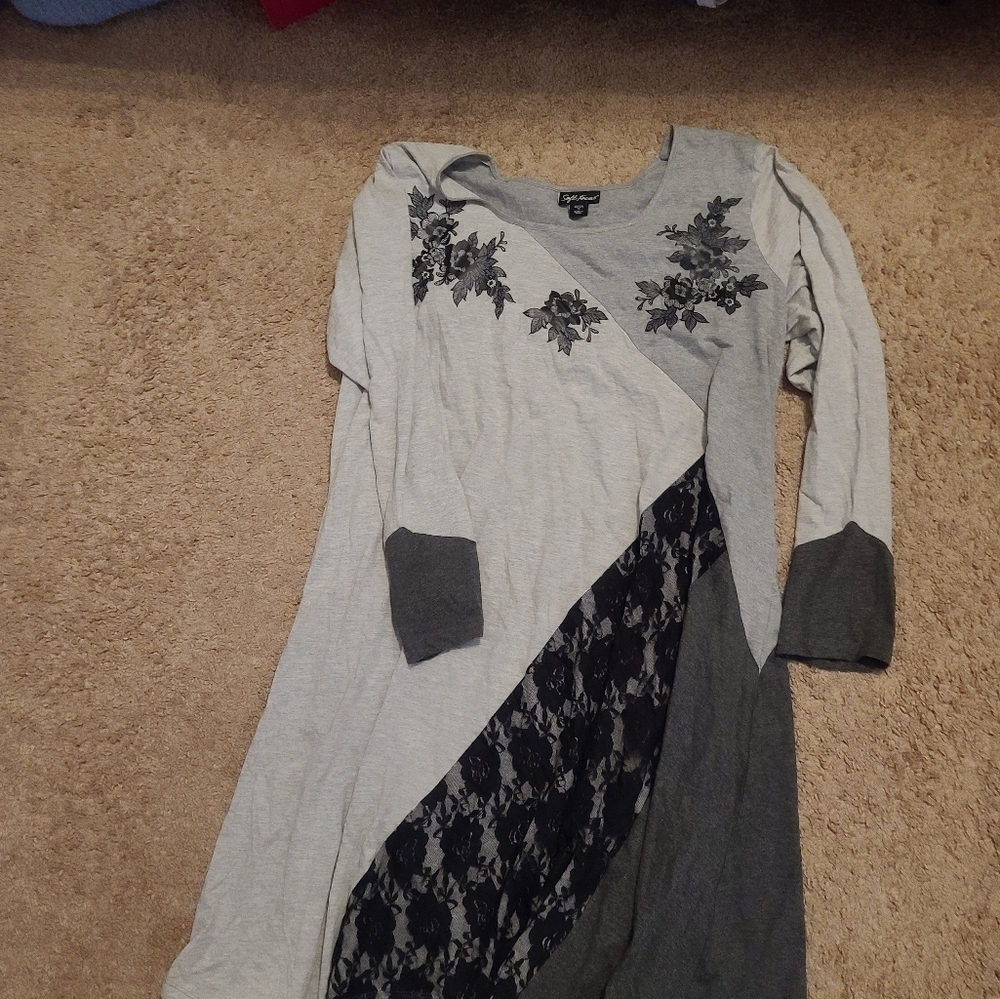 Gray lace top